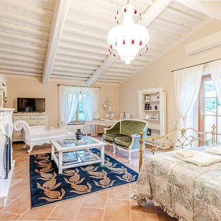 Chateau La Siroque Монтекатини Вал ди Чечина Екстериор снимка
