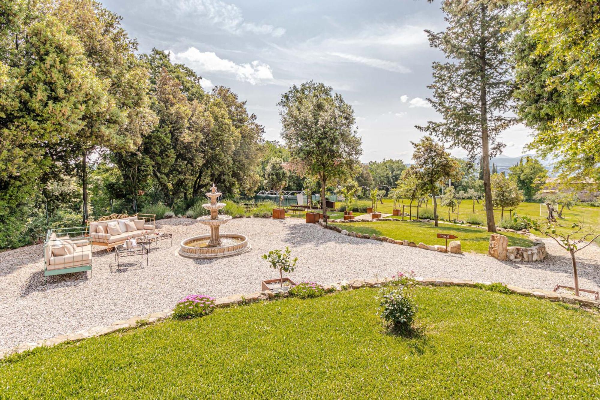 Chateau La Siroque Монтекатини Вал ди Чечина Екстериор снимка